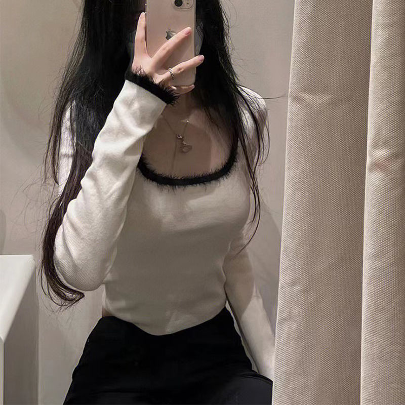 設計感小眾方領長袖T恤女春秋冬內搭短款打底衫高腰露臍緊身上衣