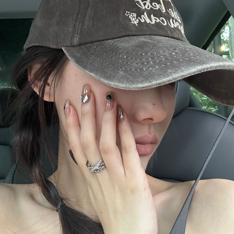 Nail家小紅書同款穿戴甲秋冬暗黑魔鏡粉辣妹美甲高級感顯白假指甲