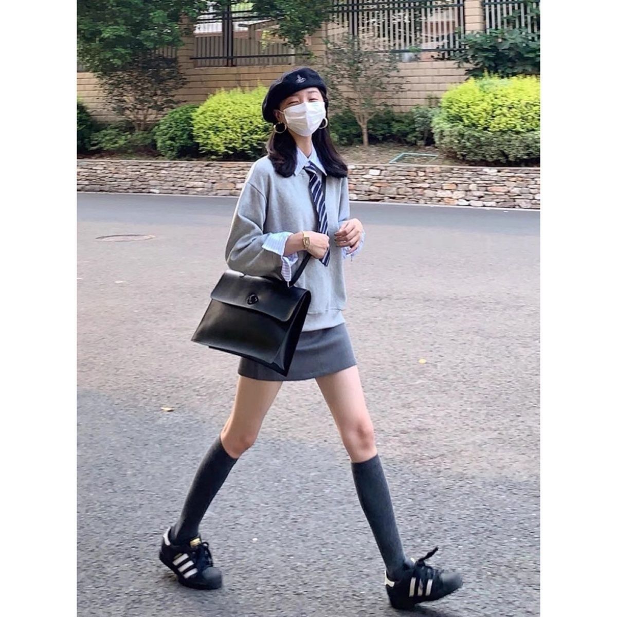 學院風時尚套裝女秋季假兩件Polo領上衣高腰灰色半身短裙兩件套潮