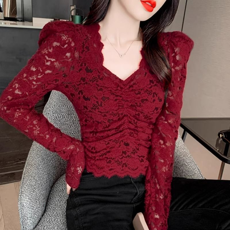紅色高級感v領磨毛蕾絲打底衫女2023秋冬修身短款內搭小衫上衣潮