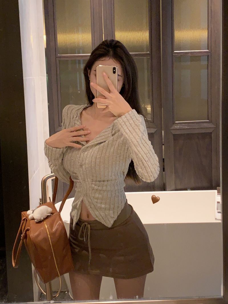 Pure desire style lapel long-sleeved knitted cardigan for women autumn slim-fitting temperament sweater design niche bottoming shirt top