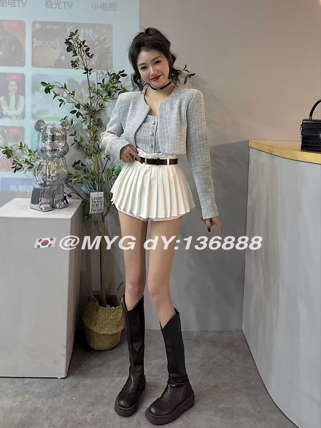 Autumn Korean style foreign style short tweed jacket + hot girl tube top + pleated skirt pants three-piece suit for women