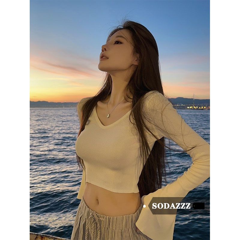 SODAZZZ溫柔氣質v領長袖T恤女秋新款辣妹修身打底衫小個子上衣