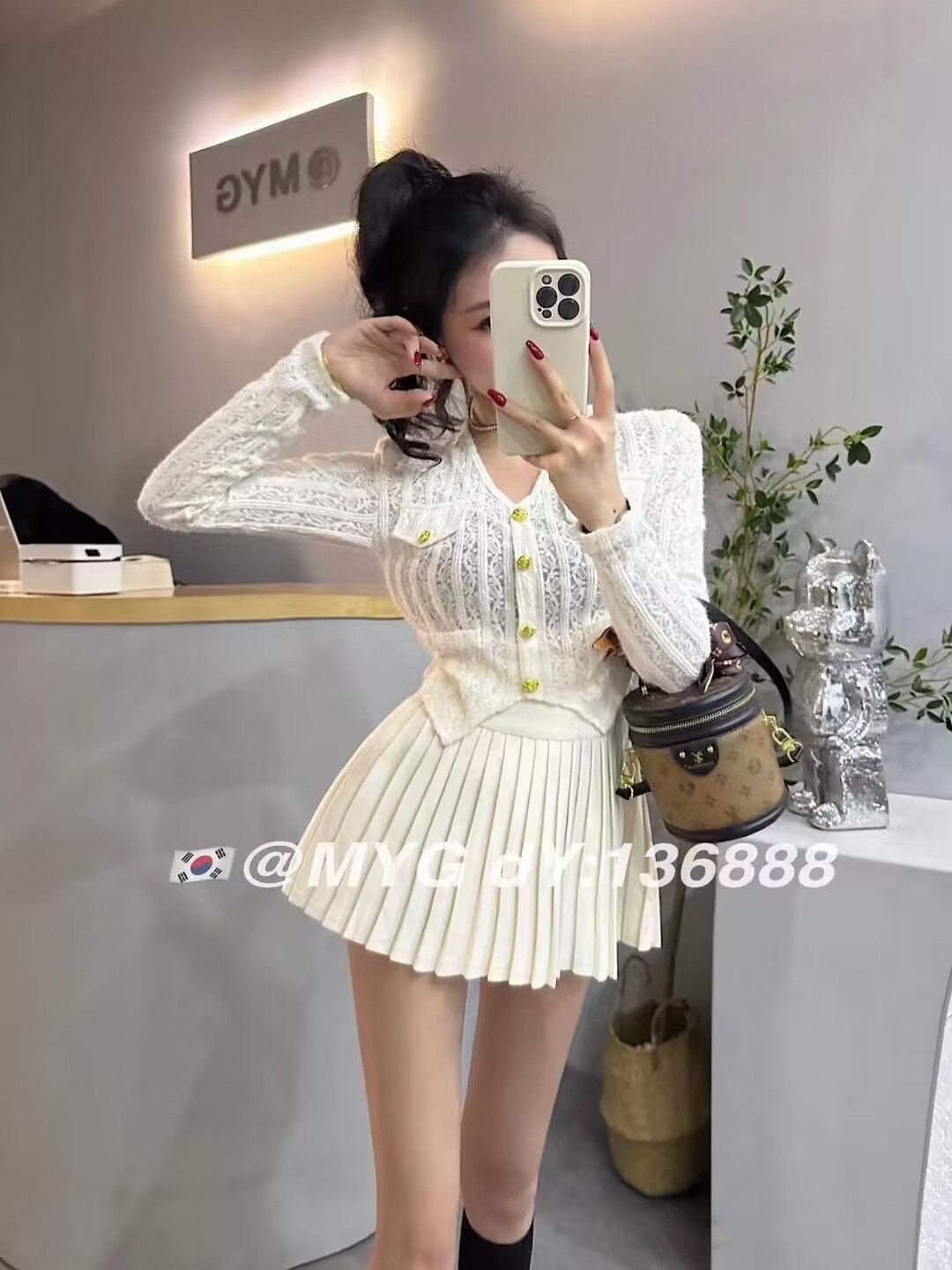 韓版小眾甜美套裝女秋季新款洋氣小香風v領蕾絲上衣+性感百褶短裙