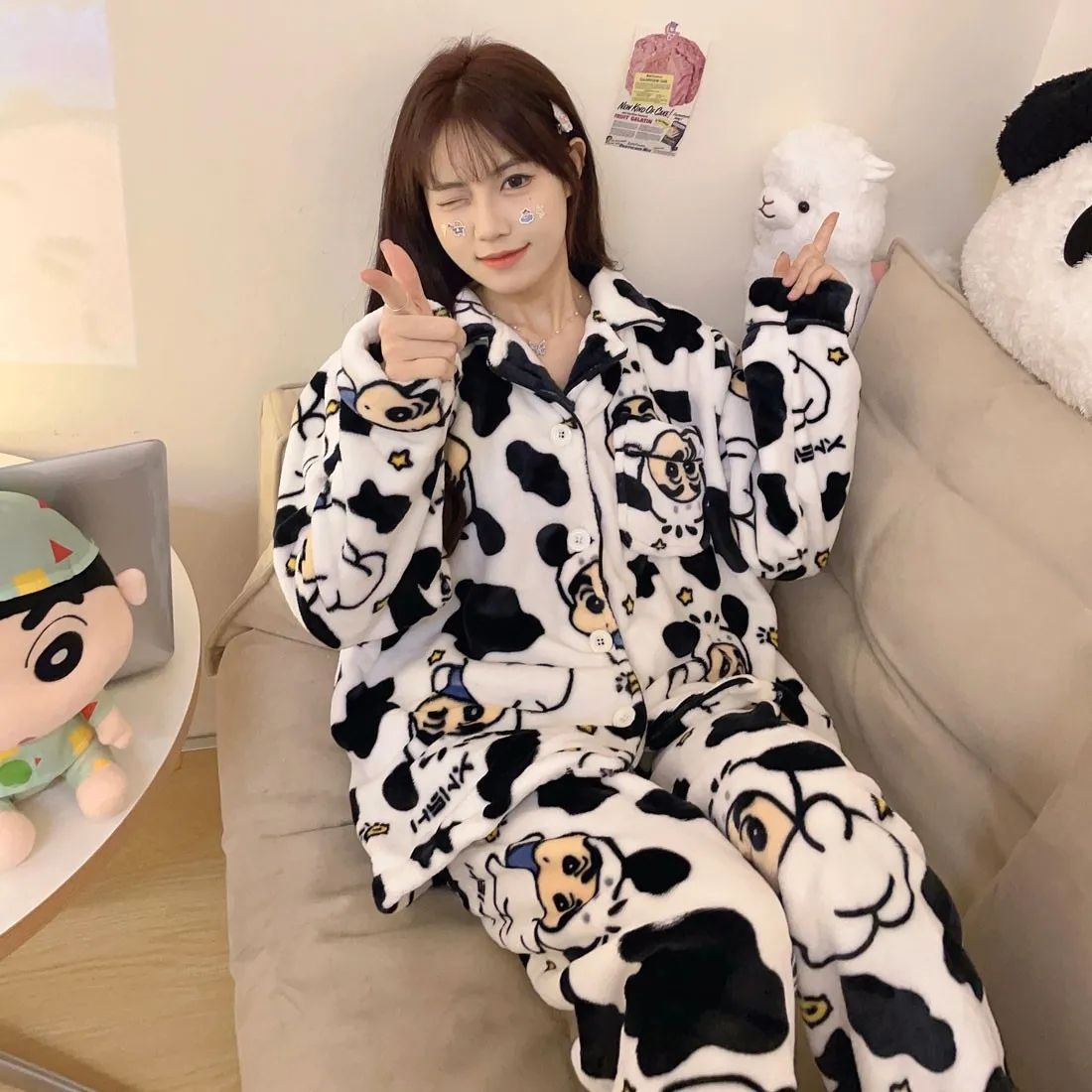 奶牛蠟筆小新珊瑚絨秋冬季天睡衣女新款加絨加厚法蘭絨家居服套裝