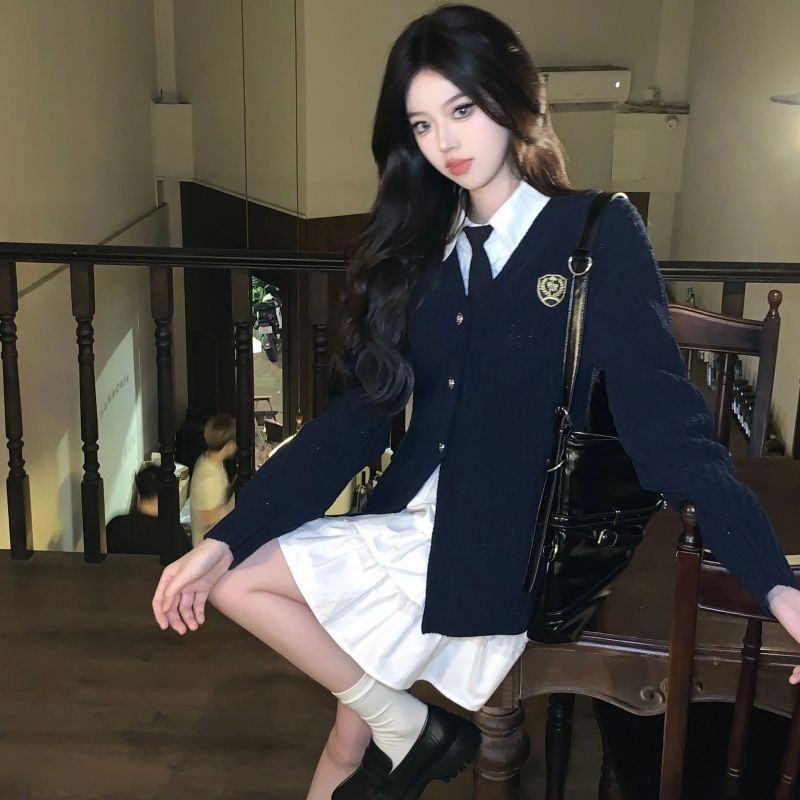 韩系休闲学院风开衫毛衣女秋冬学生减龄针织衫外套+衬衫两件套装