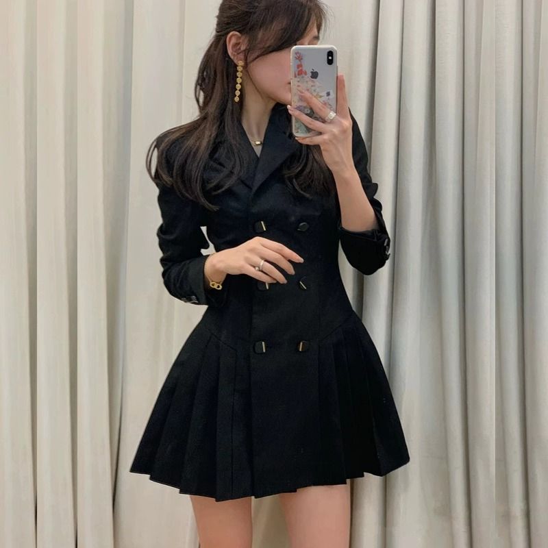 法式赫本風西裝領連衣裙女高級感2023新款高級感氣質黑色西服裙子