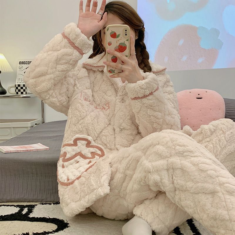 睡衣女冬季加厚三層夾棉可愛少女珊瑚絨草莓熊保暖拉鏈家居服套裝