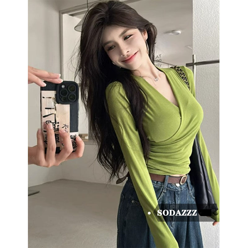 SODAZZZ純欲風辣妹V領長袖T恤女秋季新款修身內搭性感打底衫上衣