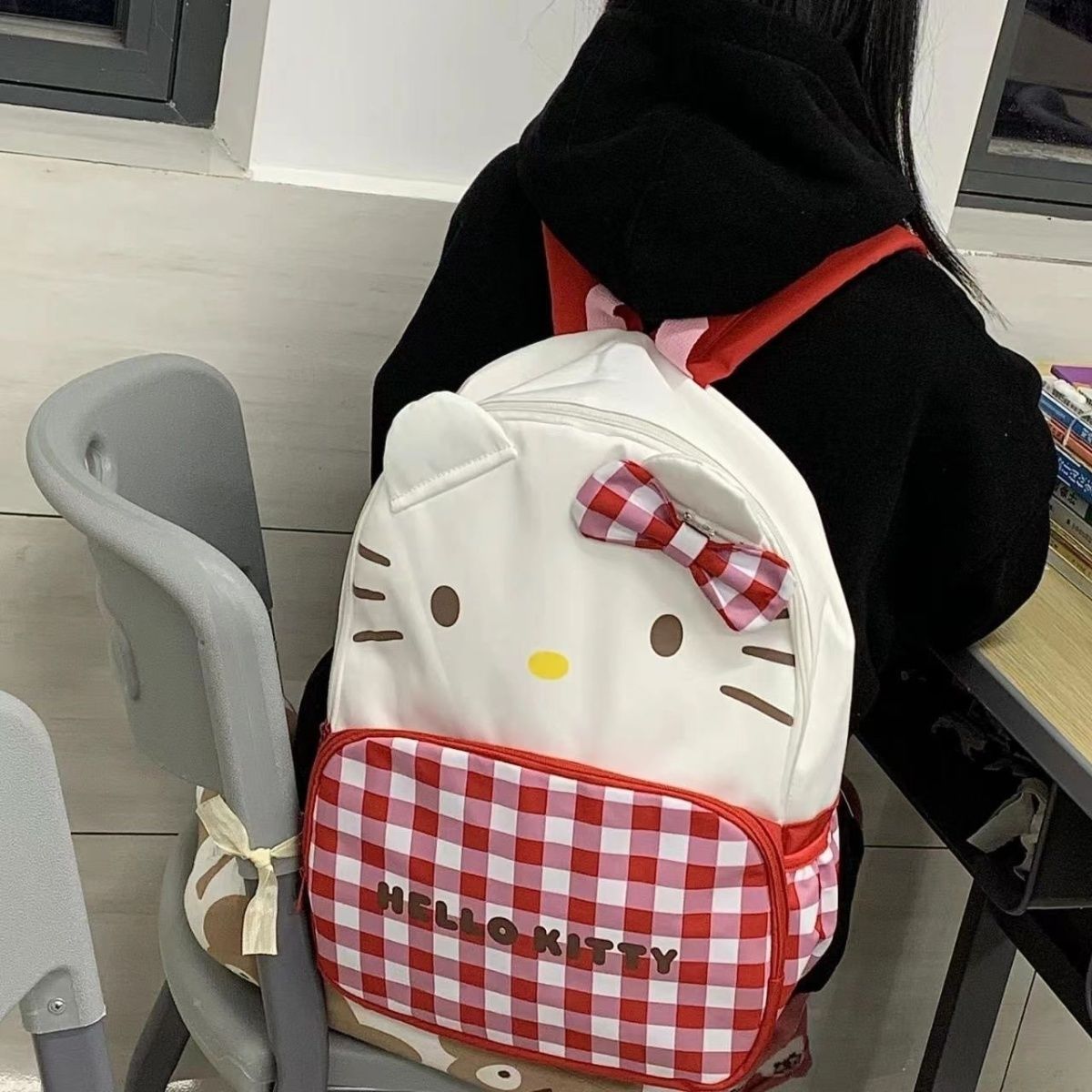 学院风学生哈喽hellokitty书包包kt凯蒂猫卡通皮质女生双肩小背包