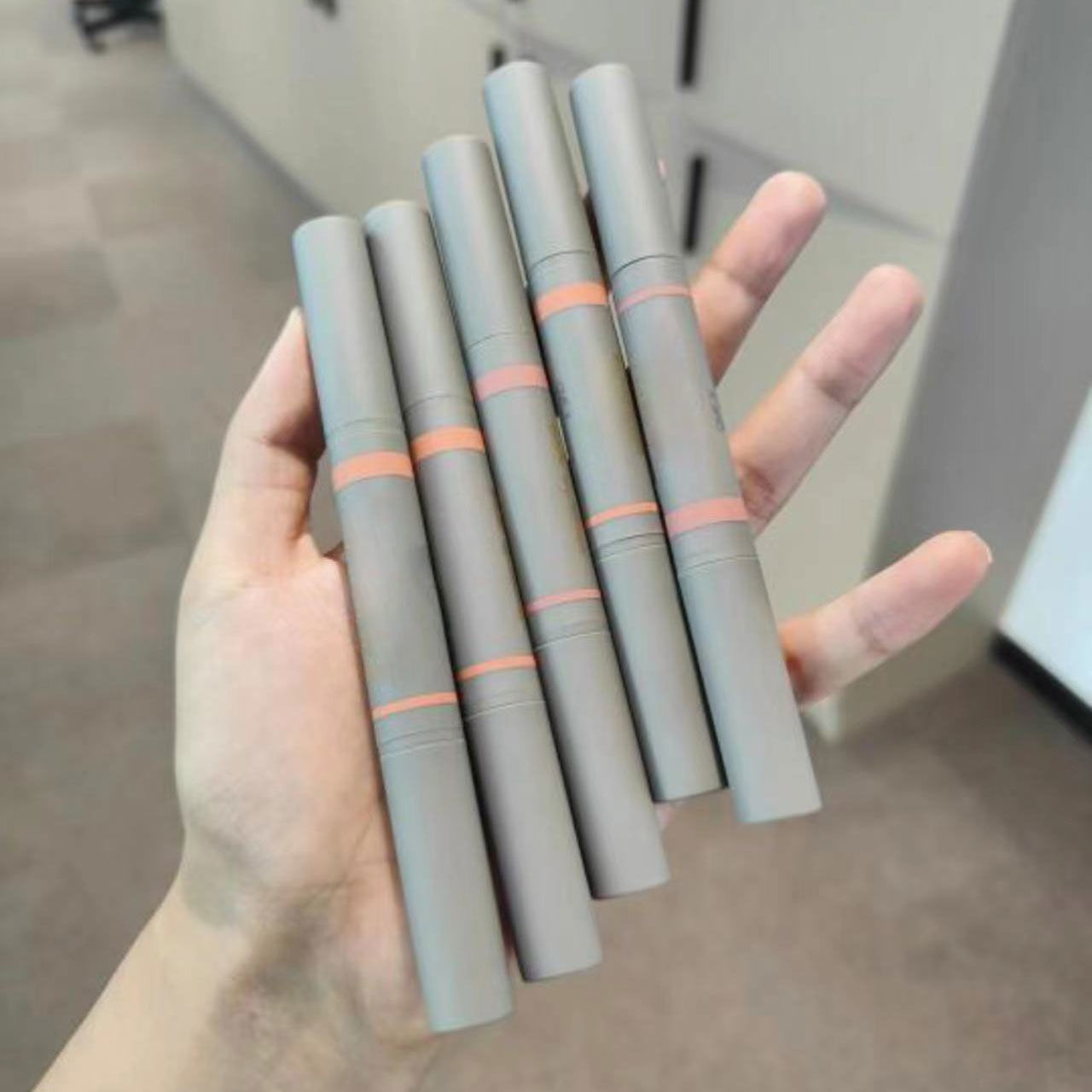 雙頭陰影唇線筆霧嘟筆唇膏塑形豐唇口紅筆裸色防水唇部輪廓勾線筆