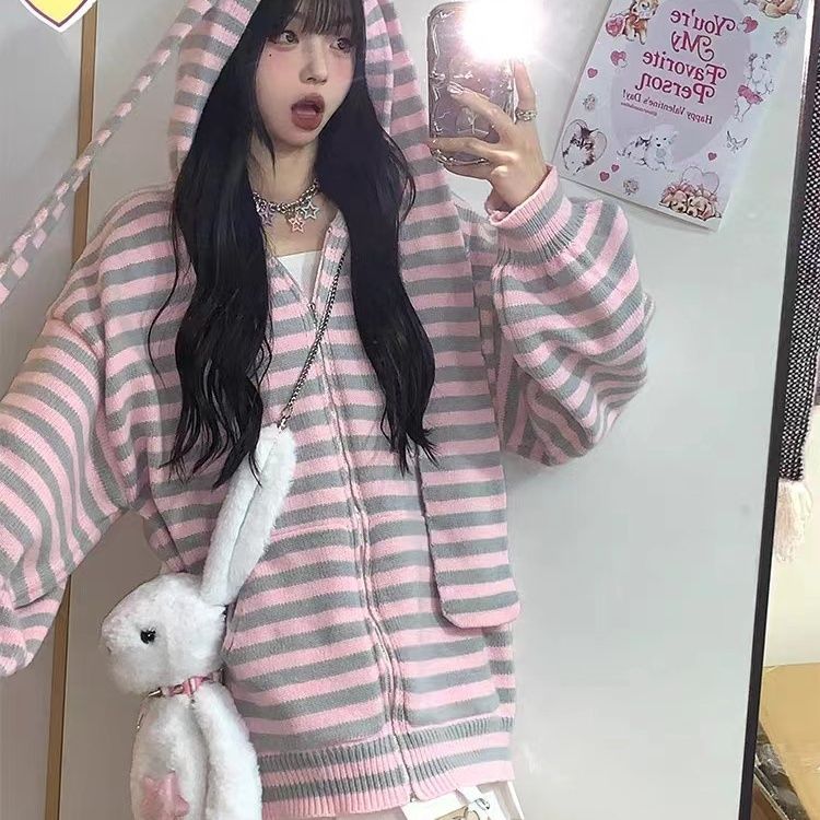 XJ家條紋兔子耳朵連帽針織開衫外套女秋季薄款毛衣寬鬆百搭上衣潮