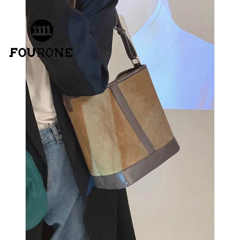 Retro Frosted Commuting Bag Women's New Trendy Korean Bucket Bag Versatile Large Capacity Shoulder Messenger Bag