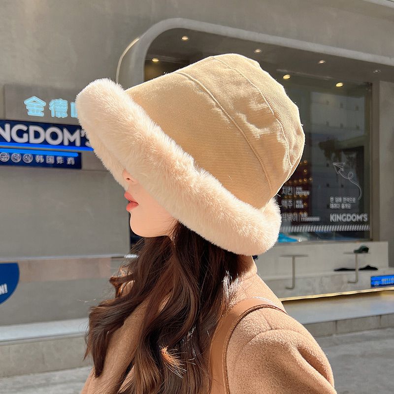 Winter plush fisherman hat for women 2023 new thickened warm Mongolian hat windproof ear protection face small basin hat to prevent cold