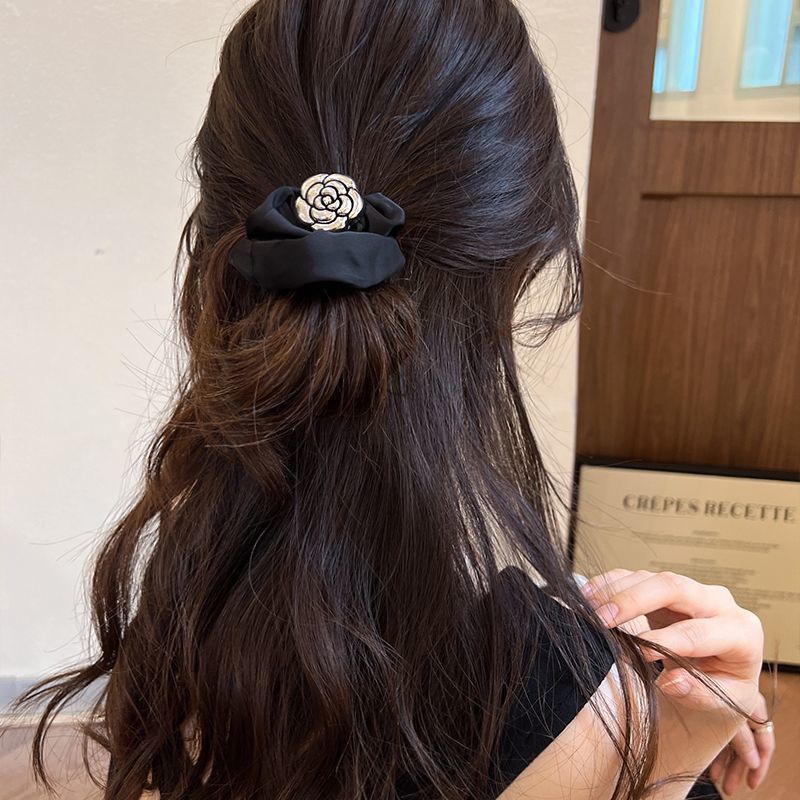 Schwarzer Temperament Kamelien Dickdarm Haarkreis, exquisiter Herz Dickdarm Kreis, Lederband Krawatte, Pferdeschwanz Haarseil Kopfbedeckung_voghion.com