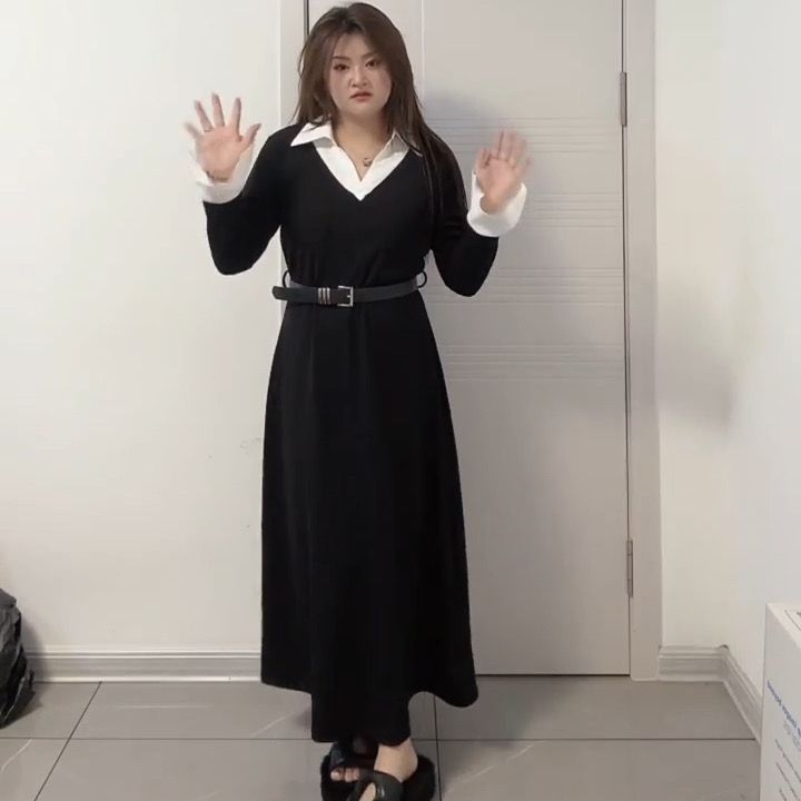 Plus size spring and autumn new hot girl black long-sleeved fake two-piece dress women's waist slimming design skirt