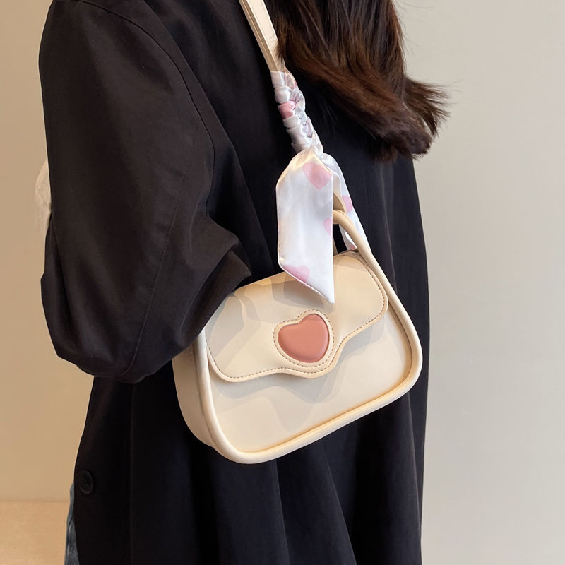 桃心愛心包包2023新款包包女包學生百搭出去玩斜挎包小挎包送女友