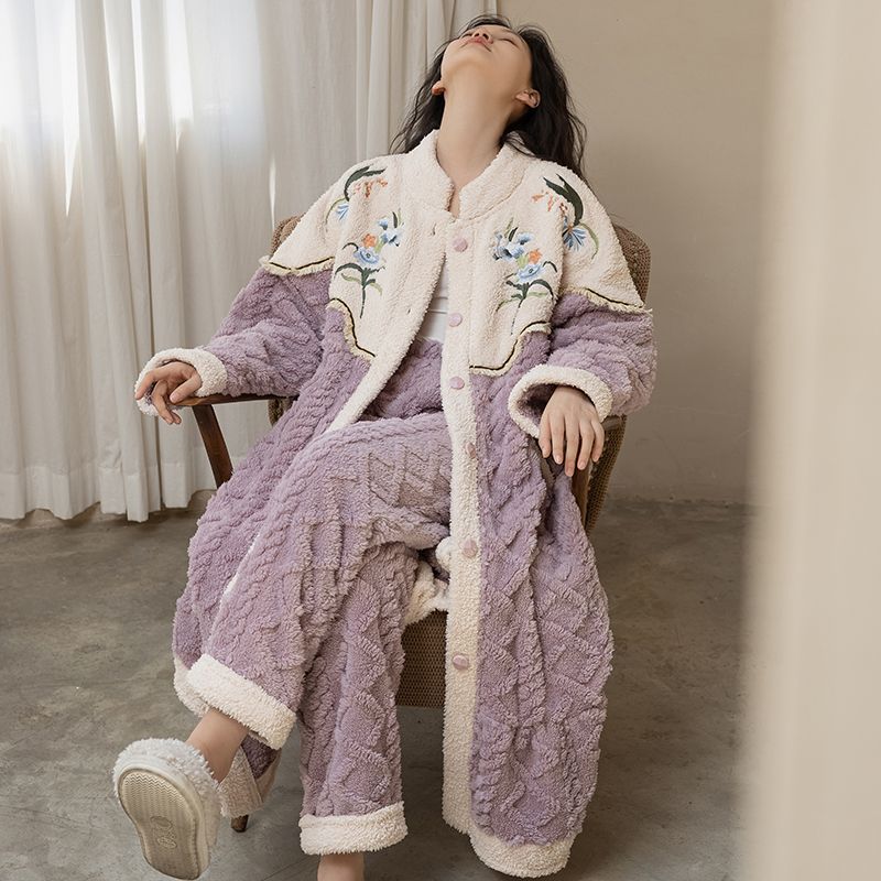 新中式睡衣女秋冬季珊瑚绒睡袍宽松长裤加厚大码外穿家居服两件套
