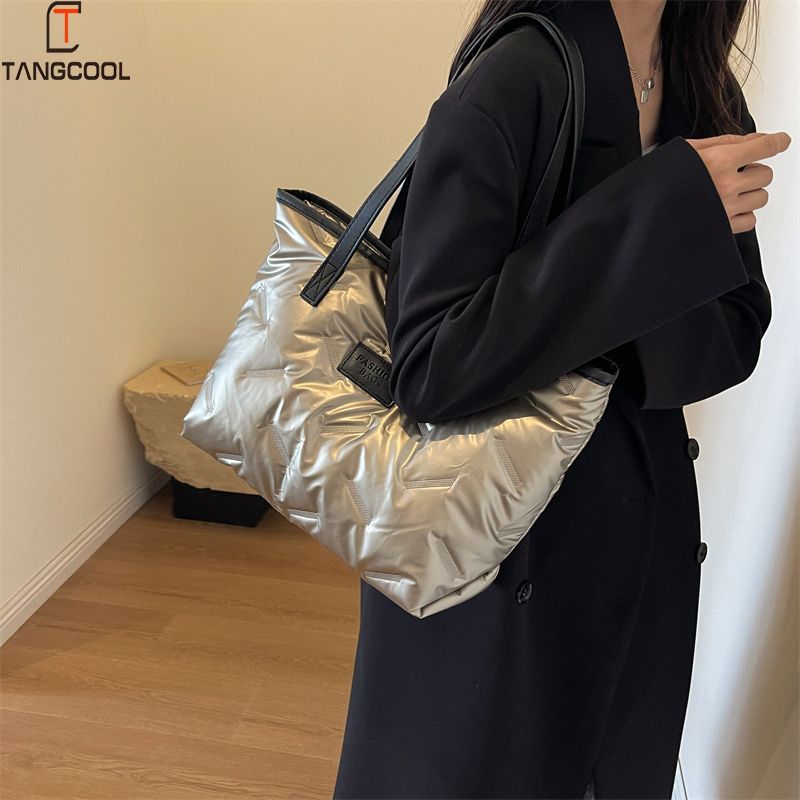 /2023 Autumn New Simple Fashion Large Capacity Tote Bag Fashion Casual Commuting Bag