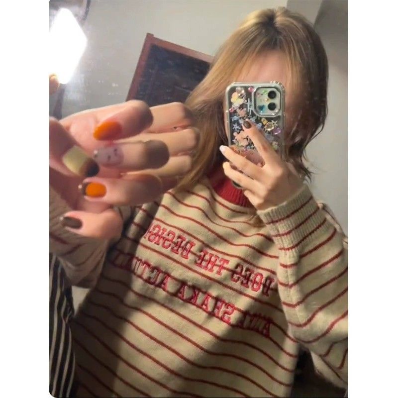 美式復古圓領字母刺繡紅色條紋毛衣女秋冬新款寬鬆慵懶風針織上衣