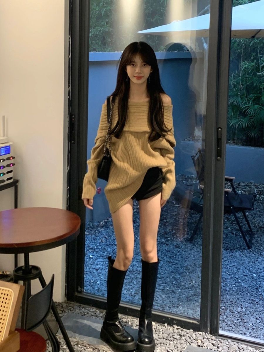 一字肩慵懶毛衣女早秋冬季2023新款溫柔穿搭高級感露肩上衣初秋裝