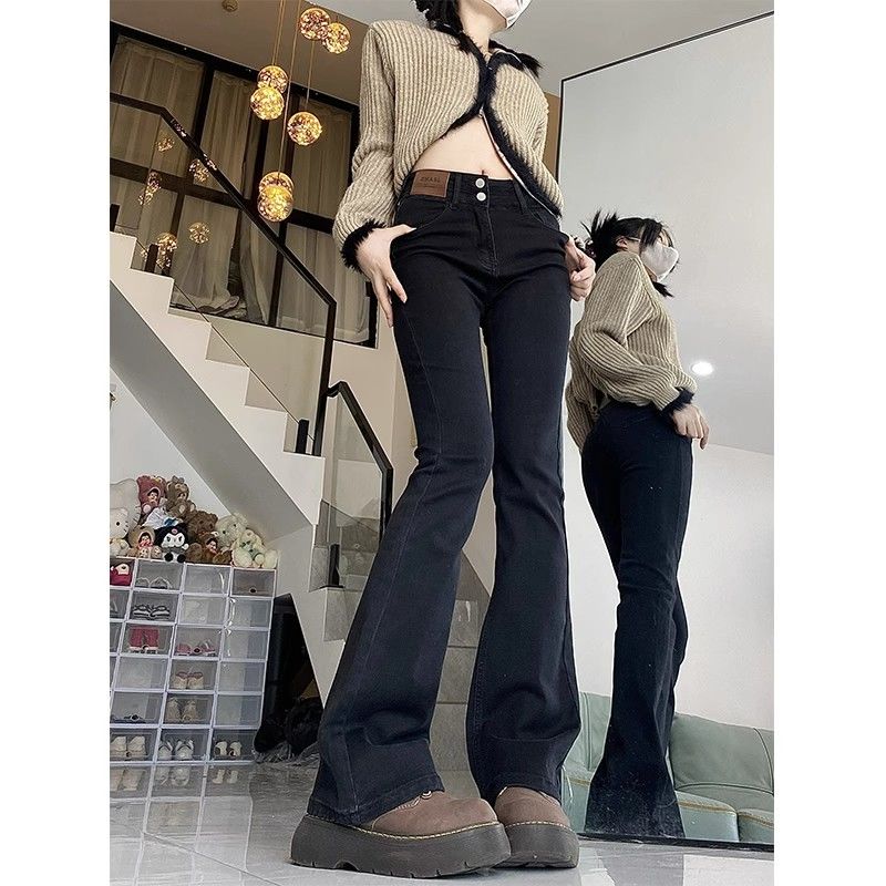 黑色雙扣微喇叭牛仔褲女2023春秋季新款彈力顯瘦修身闊腿馬蹄褲子