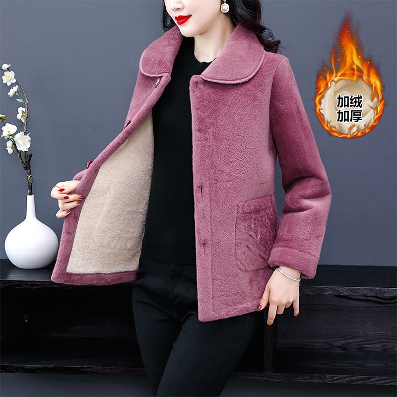 Mom's winter mink velvet coat, middle-aged and elderly women's fashionable short fur one-piece coat, thickened coat, trendy