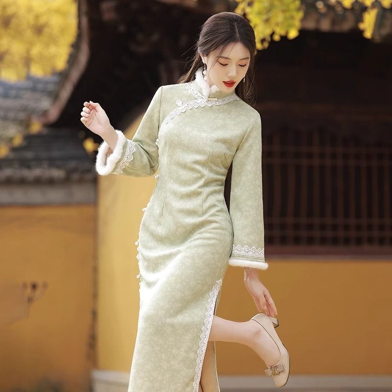 旗袍女秋冬2023年新款冬季加厚加絨年輕款氣質高端溫婉新中式綠色