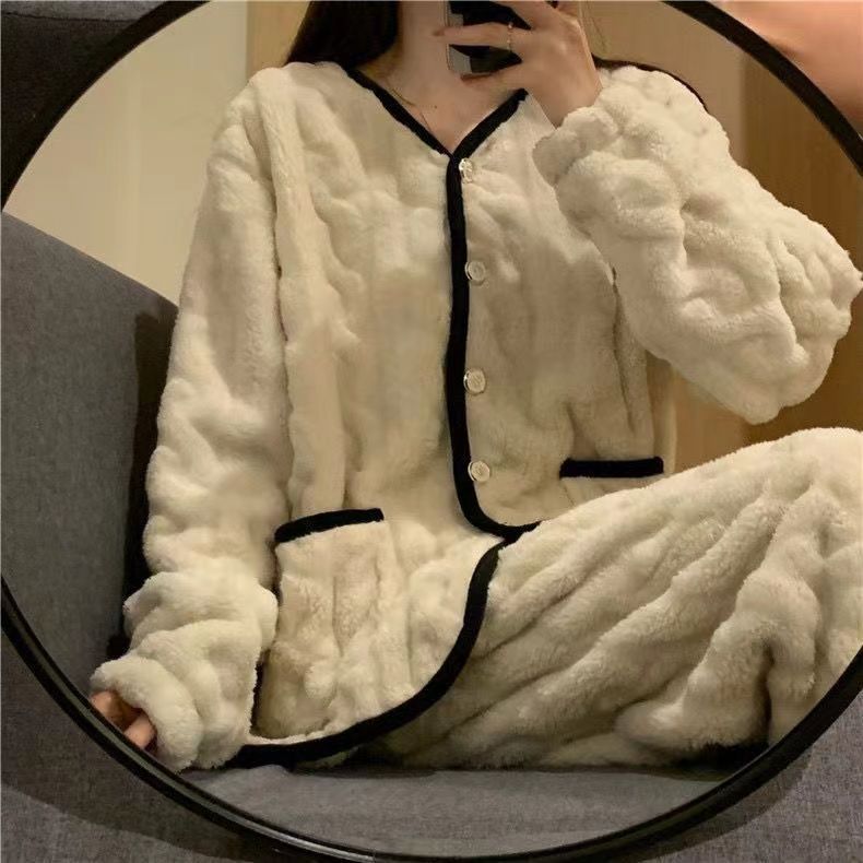 新款ins珊瑚絨睡衣女秋冬季可愛公主風加絨加厚法蘭絨家居服套裝