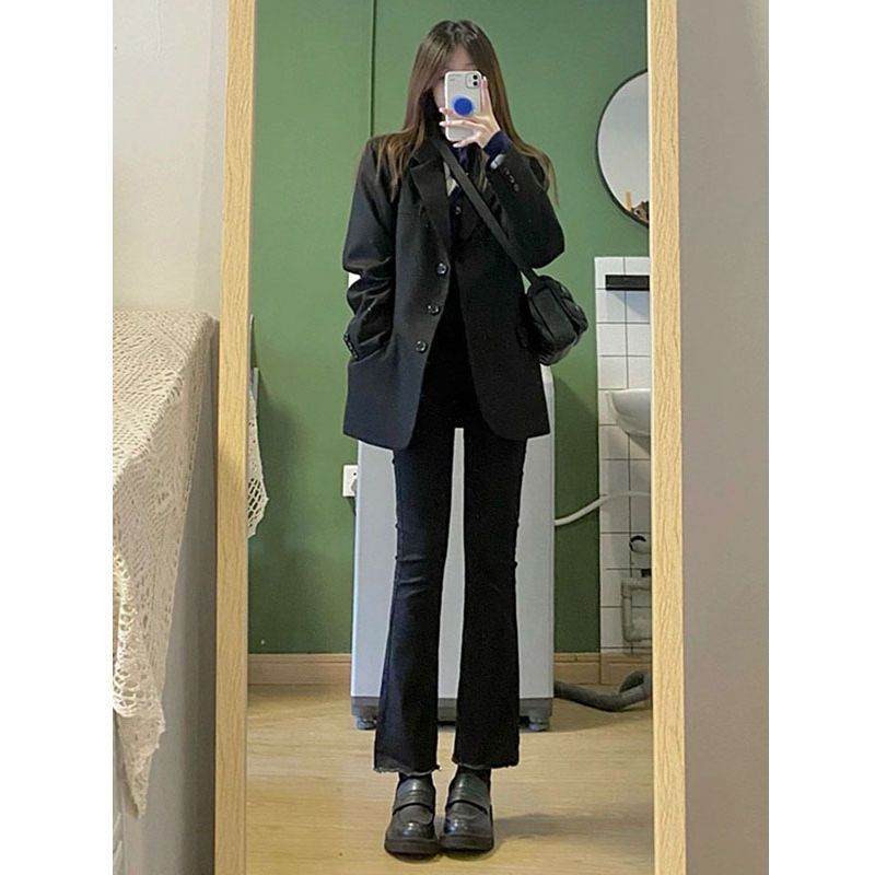 Black bootcut jeans for women, high-waisted, spring, autumn and winter, new slim-fitting, raw-edged flared nine-point pants for outer wear