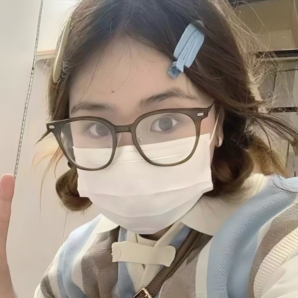 Ultra-light cold tea plain glasses Korean version trendy myopia can be equipped with prescription artifact blue light anti-radiation flat glasses