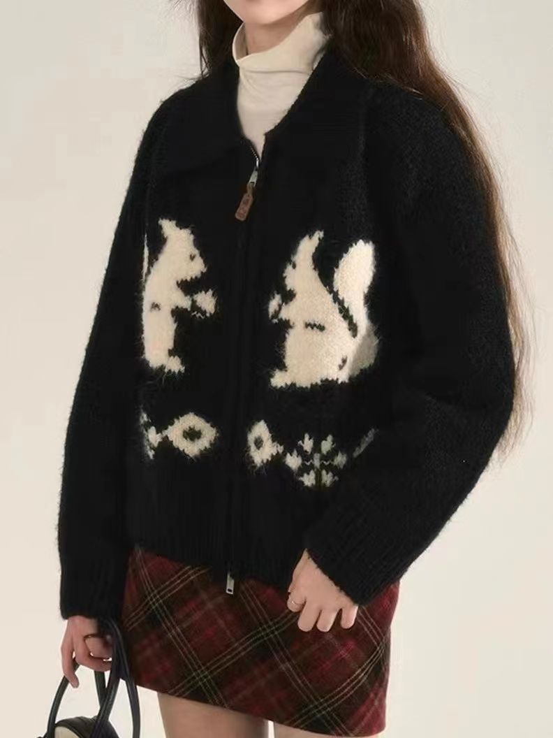 Squirrel jacquard lapel pull soft waxy chain sweater knitted cardigan coat for women autumn and winter retro lazy style contrasting color
