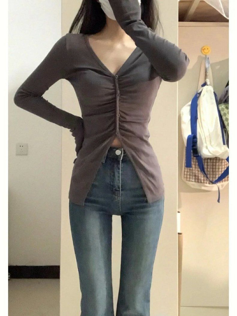 美式復古灰色V領長袖T恤女秋季新款顯瘦高腰顯瘦辣妹內搭上衣