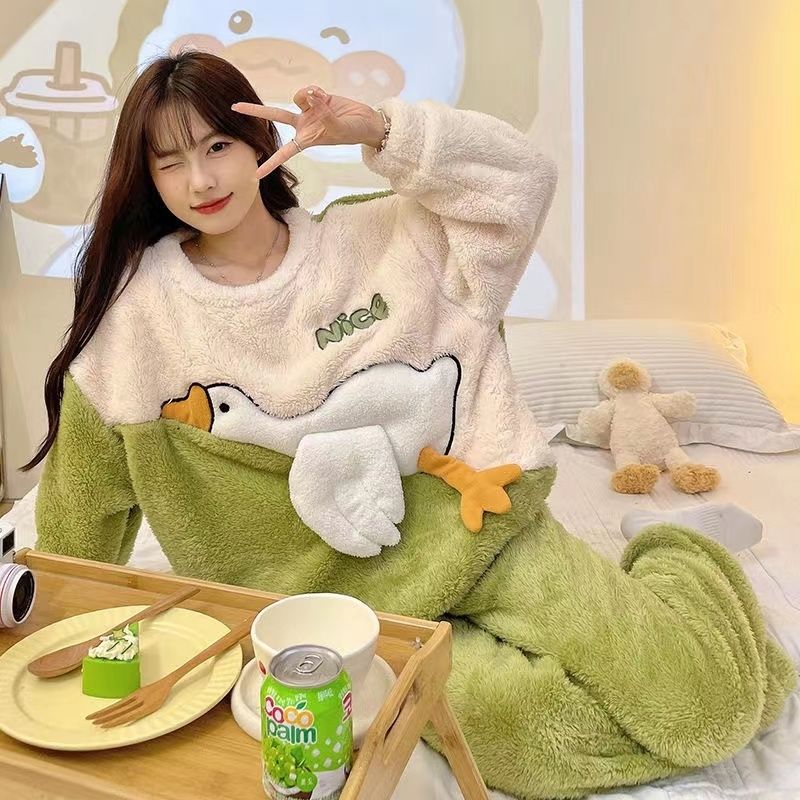 睡衣冬季女款珊瑚絨加厚加絨保暖可愛寬鬆法蘭絨家居服套裝可外穿