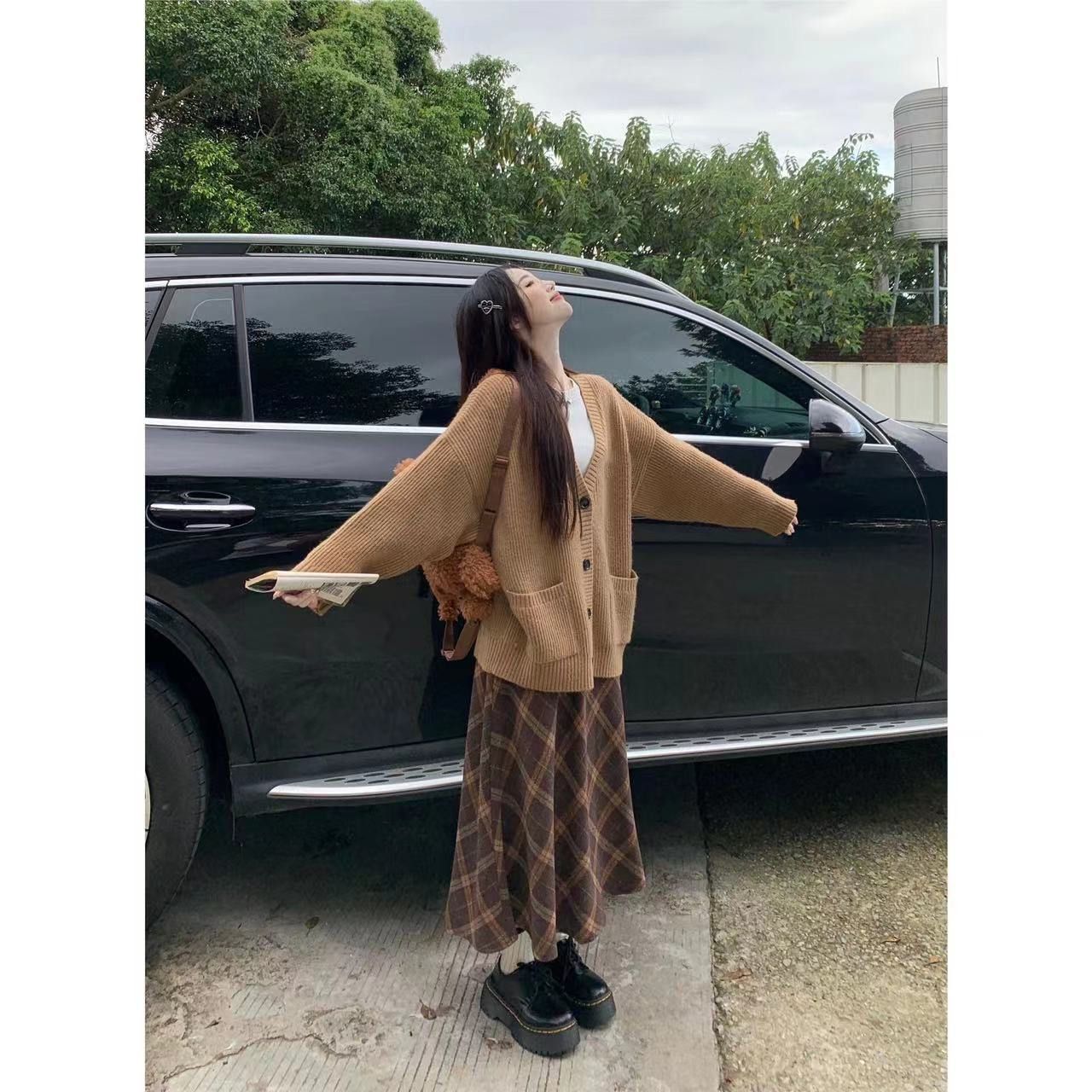 美拉德慵懒风长袖针织毛衣外套格纹半身裙女秋季2023新款时尚套装