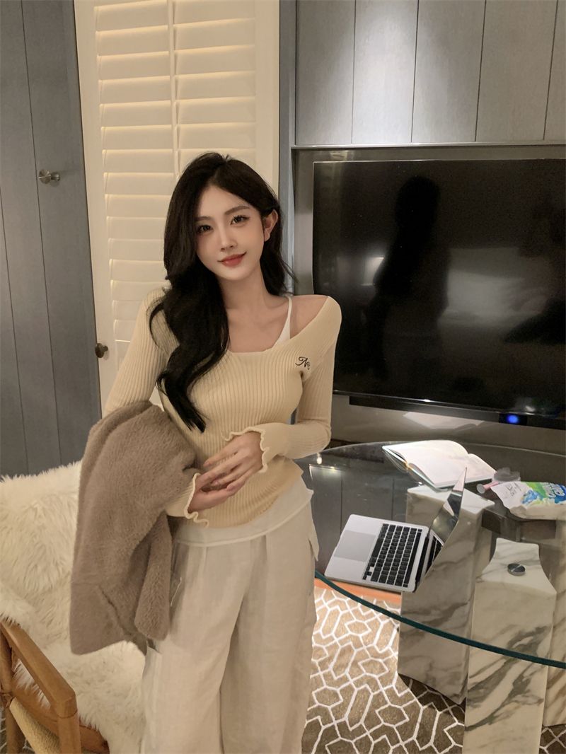 美拉德秋季設計感假兩件修身套頭氣質長袖通勤女上衣顯瘦針織衫