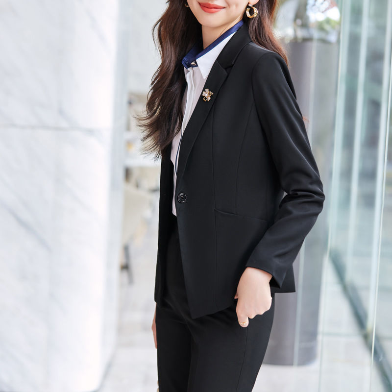 Black suit jacket for women autumn and winter 2023 high-end professional wear temperament goddess style formal wear small suit suit