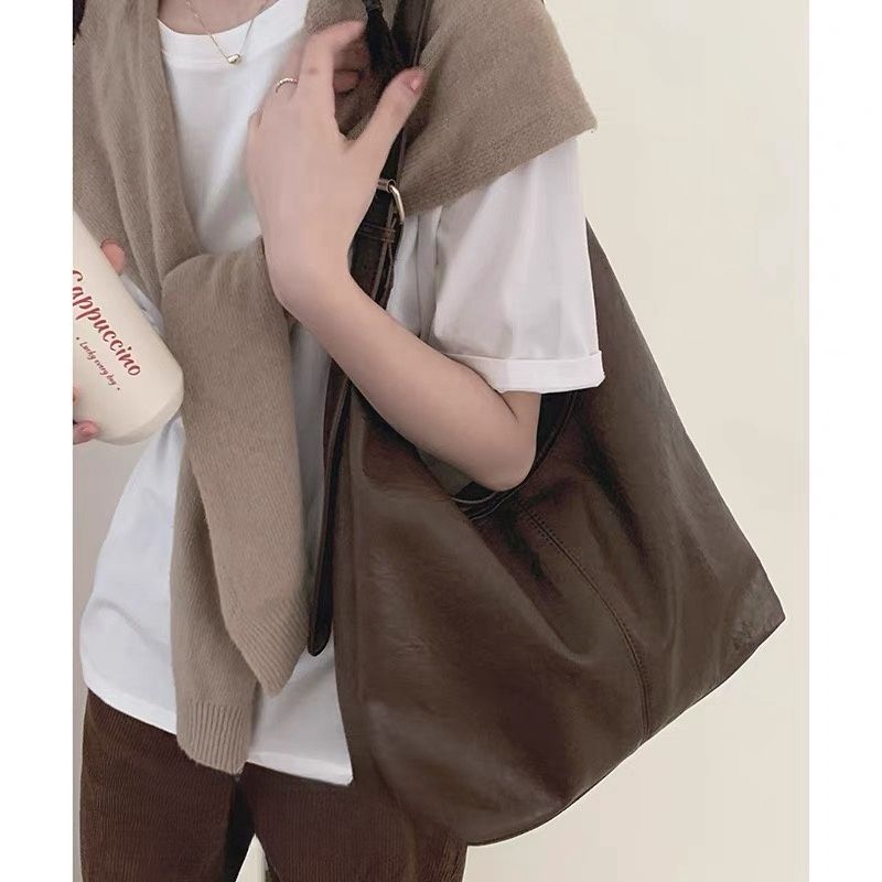 Retro Commuting Bag Women's Bag 2023 New Trendy Fashion Korean Tote Bag Versatile Casual Large Capacity Underarm Bag