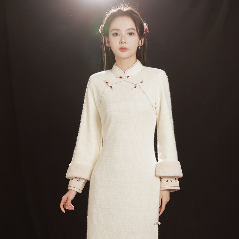 新中式改良旗袍女秋冬季加厚加絨高端氣質年輕款少女中國風連衣裙