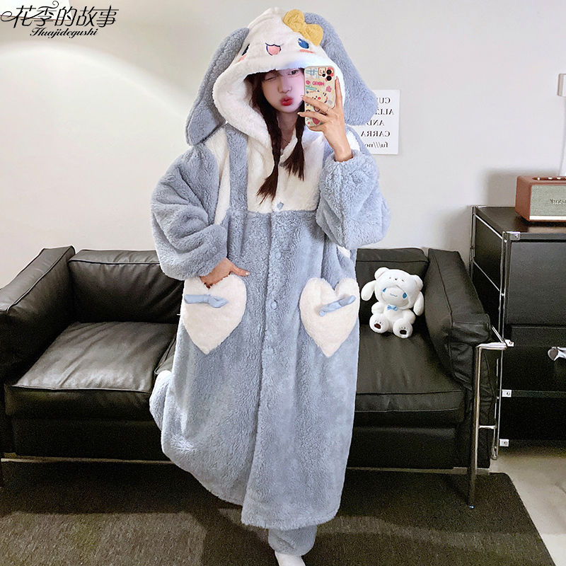 花季的故事珊瑚絨睡衣女冬季連帽睡袍加絨加厚可愛風玉桂狗家居服