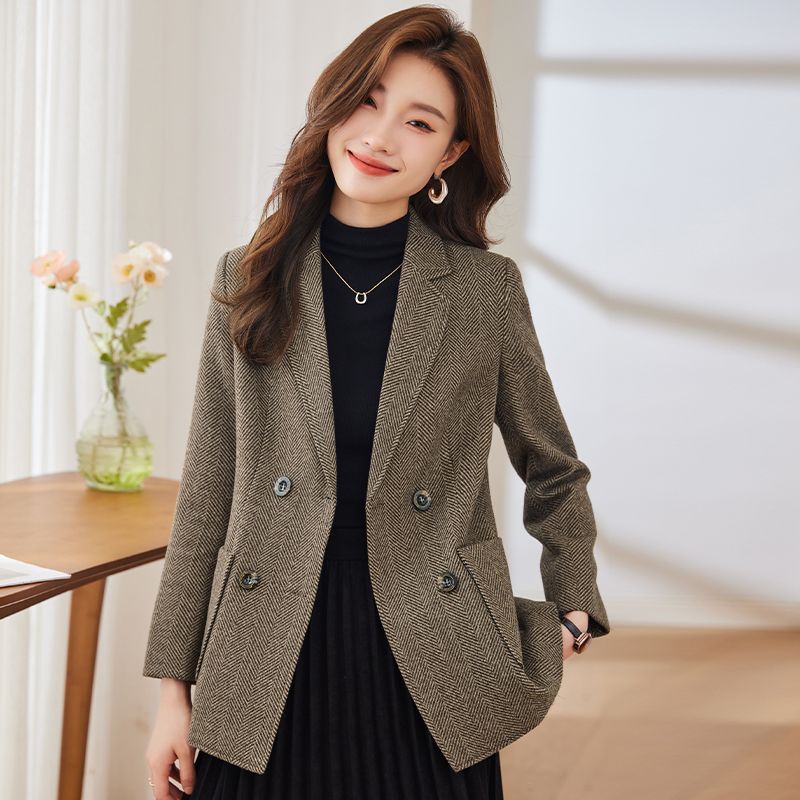 Woolen suit jacket for women 2023 new autumn and winter high-end temperament casual thickened woolen top suit winter