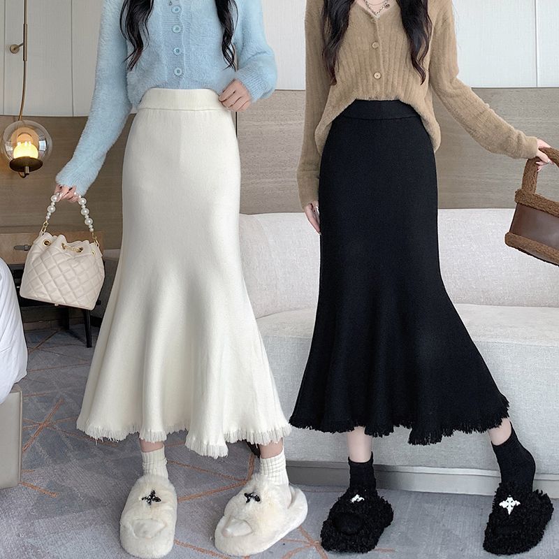 Autumn and winter knitted fishtail skirt for women, new autumn and winter high-waisted skirt with tassel design, hip-covering A-line one-step skirt