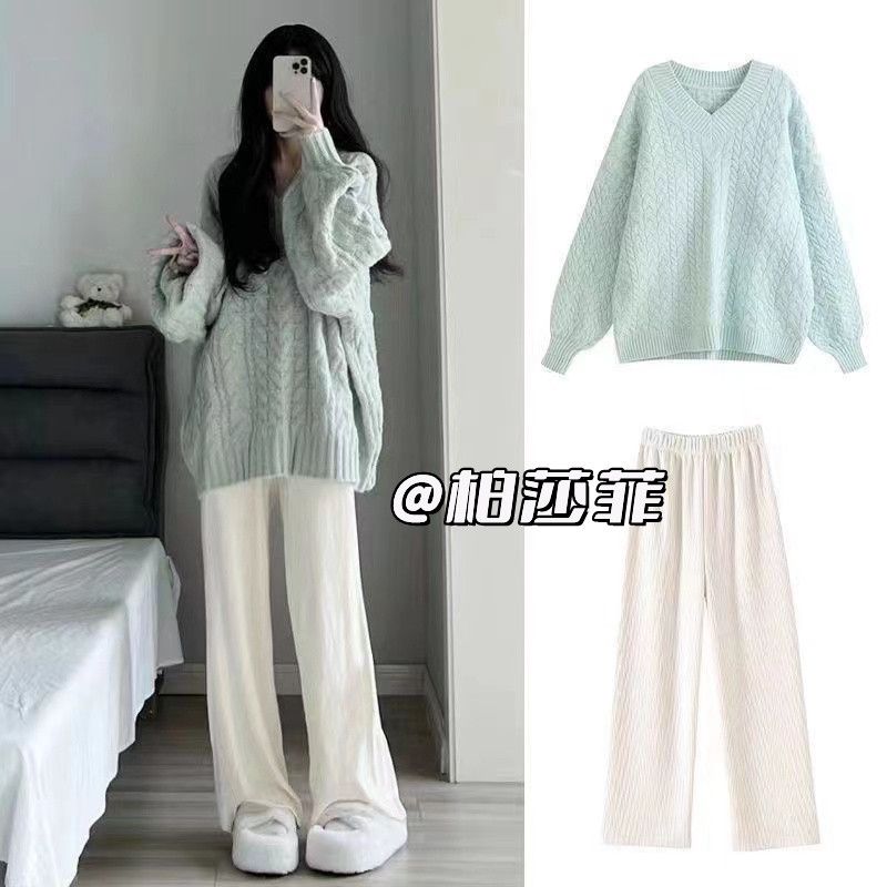 Internet celebrity soft glutinous milk fufu thickened sweater for women autumn and winter new style lazy style salt Korean drama art student wide leg trend