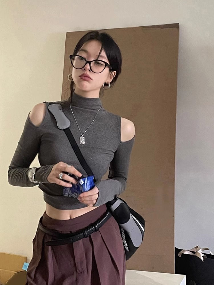 德絨半高領長袖T恤女設計感秋冬短款緊身辣妹百搭打底衫露肩上衣