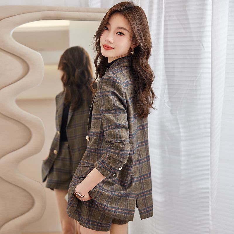 Plaid blazer women's autumn and winter 2023 new Korean version retro fashion temperament high-end casual suit suit