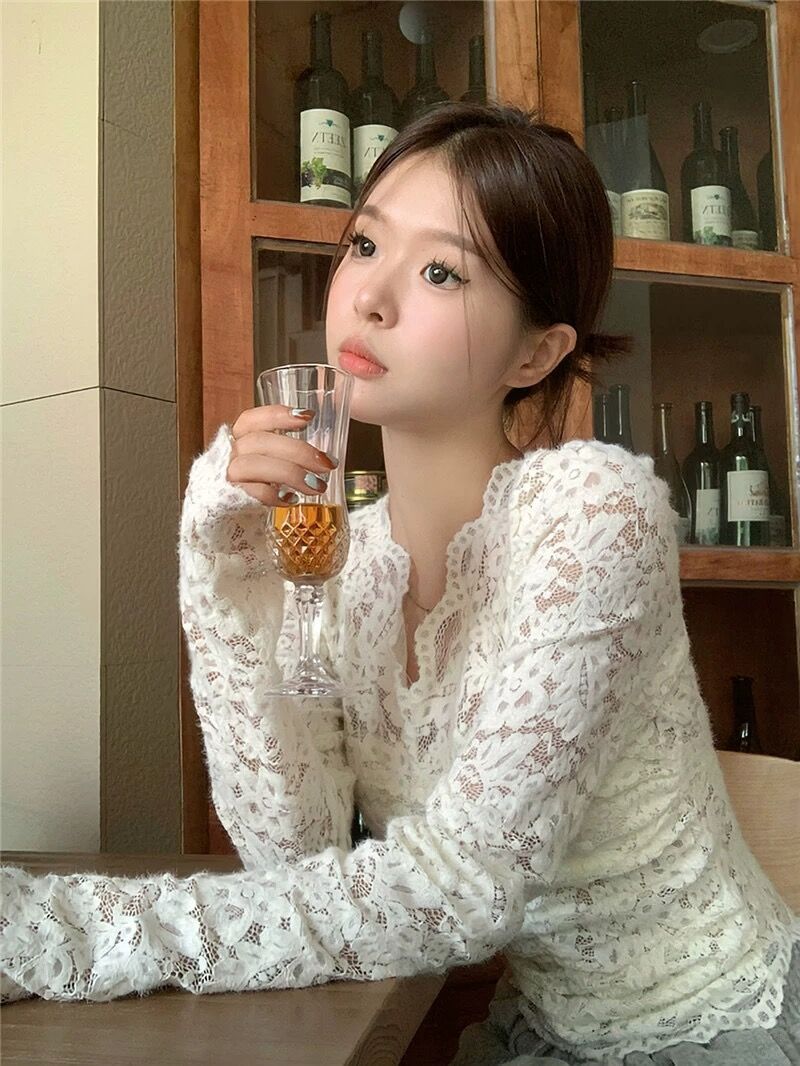 加絨加厚磨毛T恤蕾絲衫女秋冬顯瘦內搭打底衫性感長袖高端上衣潮