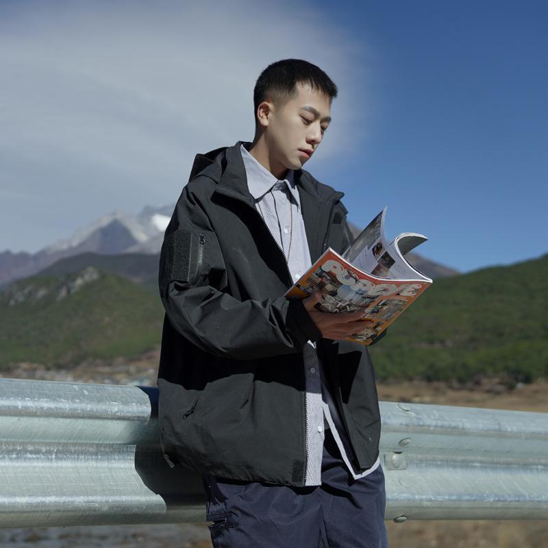 春秋季戶外山系連帽夾克男衝鋒衣潮牌寬鬆休閒衣服工裝外套時尚