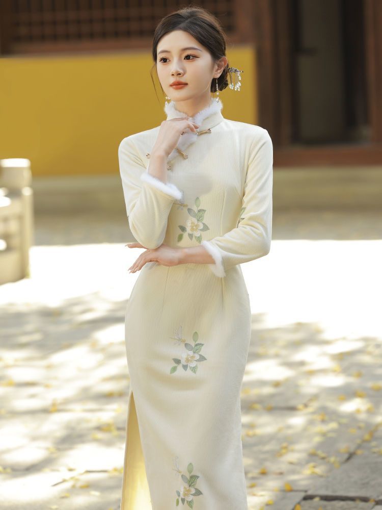改良旗袍女秋冬年輕款2023年新款冬季甜美少女冬款加絨加厚連衣裙