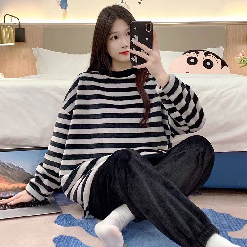 2023年新款秋冬季珊瑚絨加絨加厚條紋套裝睡衣女法蘭絨大碼家居服