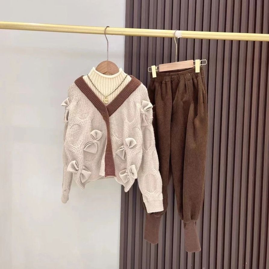 女童秋冬新款韩版假两件毛衣套装2023时尚百搭加绒哈伦裤两件套潮